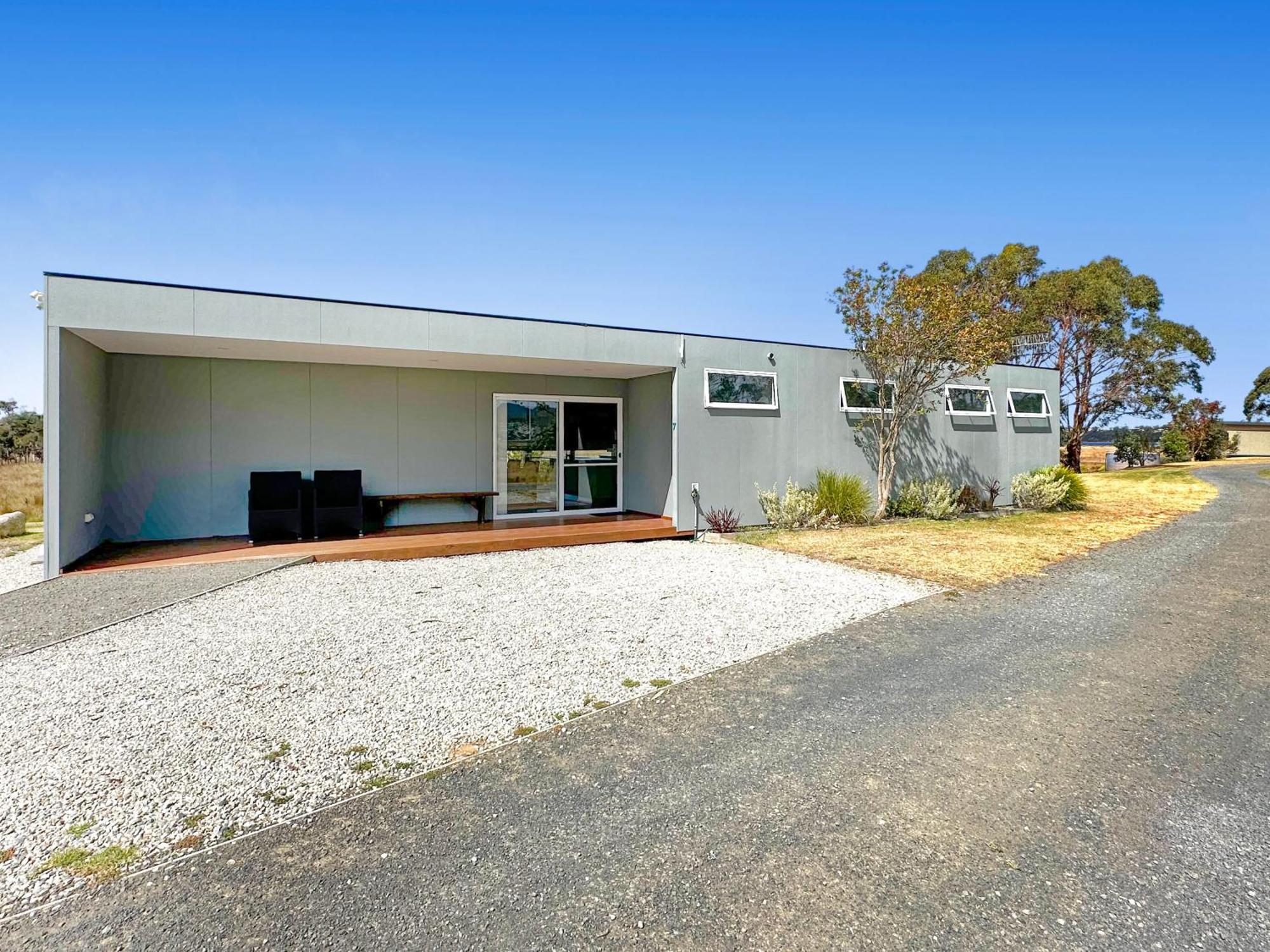 Pelican Point Sanctuary St Helens Exterior photo